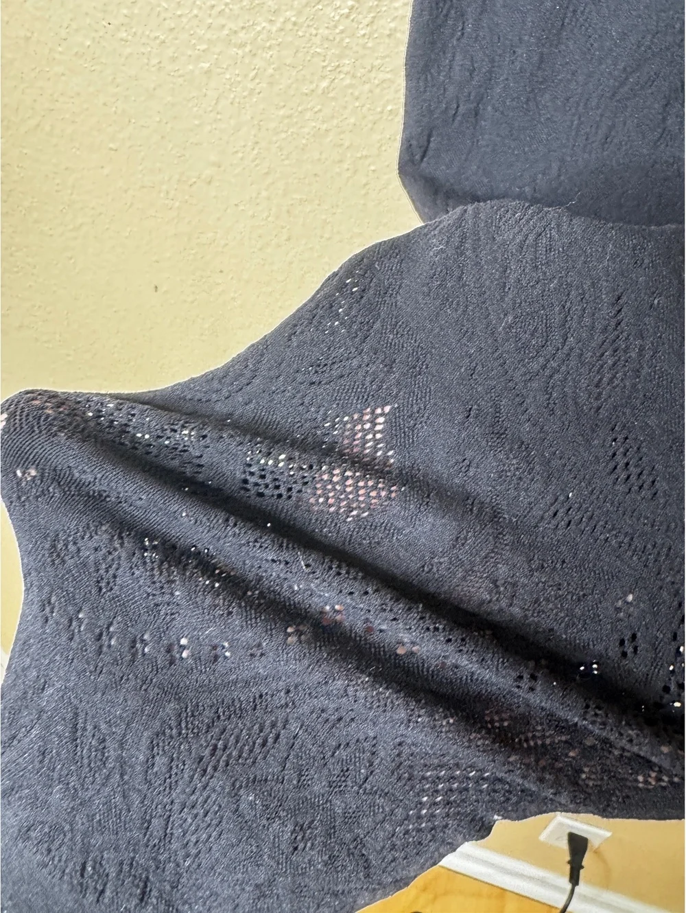 Lululemon Womens Size 12 Black Leggings Laser Cut Mesh Wide Waistband